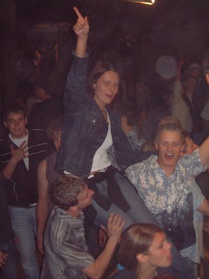 img08.jpg (20027 Byte)