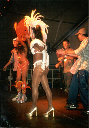 img03.jpg (34067 Byte)